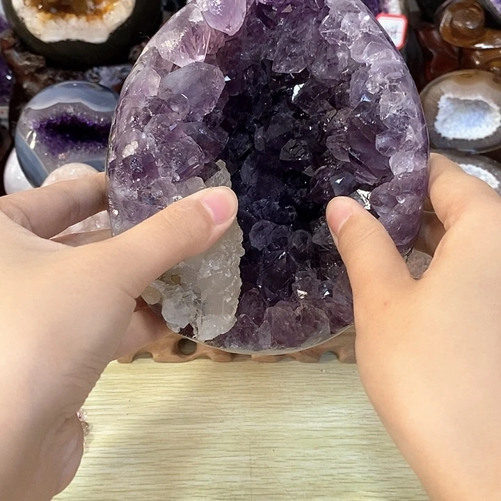 未镶嵌水晶大型摆件（非配饰）