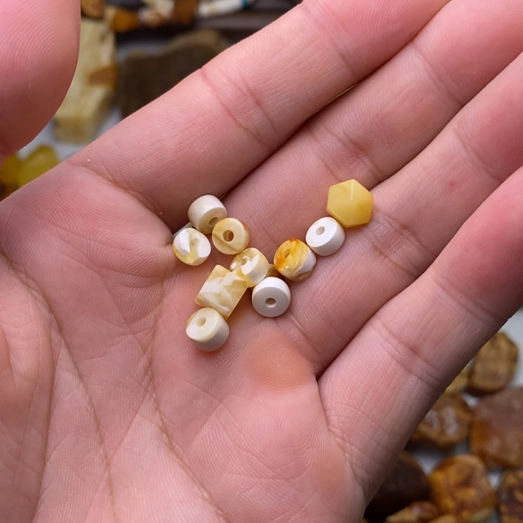 定制琥珀天然蜜蜡
