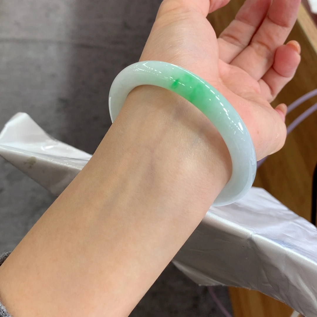 翡翠未镶嵌手镯天然Ａ货翡翠55/56