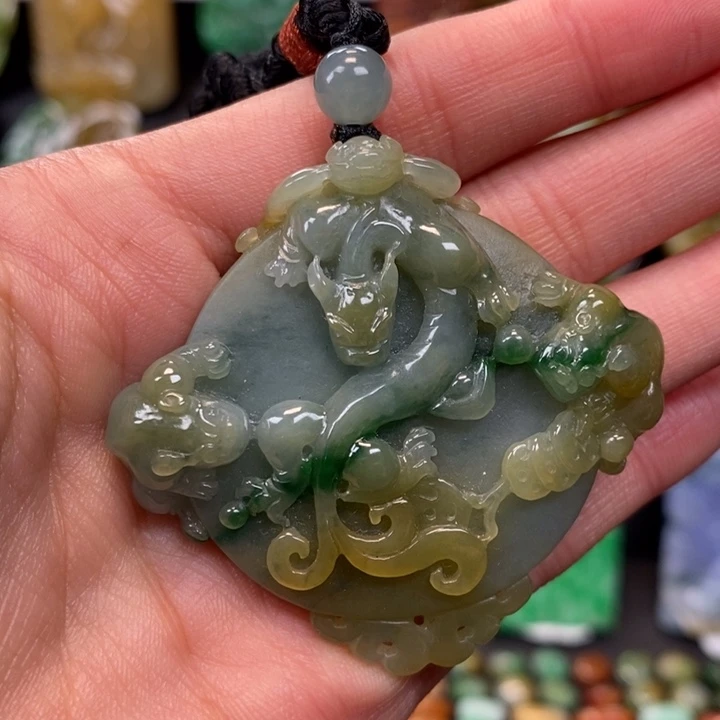 翡翠未镶嵌颈饰缅甸天然翡翠A货