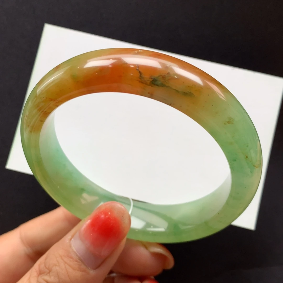 石英质玉未镶嵌手镯