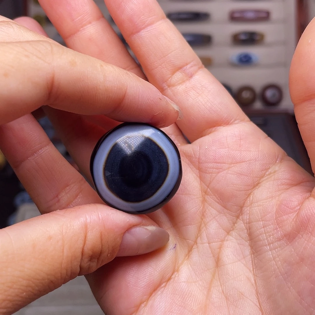 1***0玛瑙/玉髓未镶嵌珠宝奇石