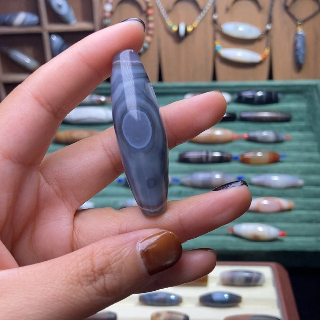 天***迹玛瑙/玉髓未镶嵌颈饰