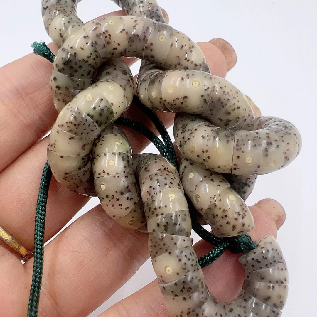 星月菩提精品冰糖料大肠8mm一物一图，打灯透油润糯