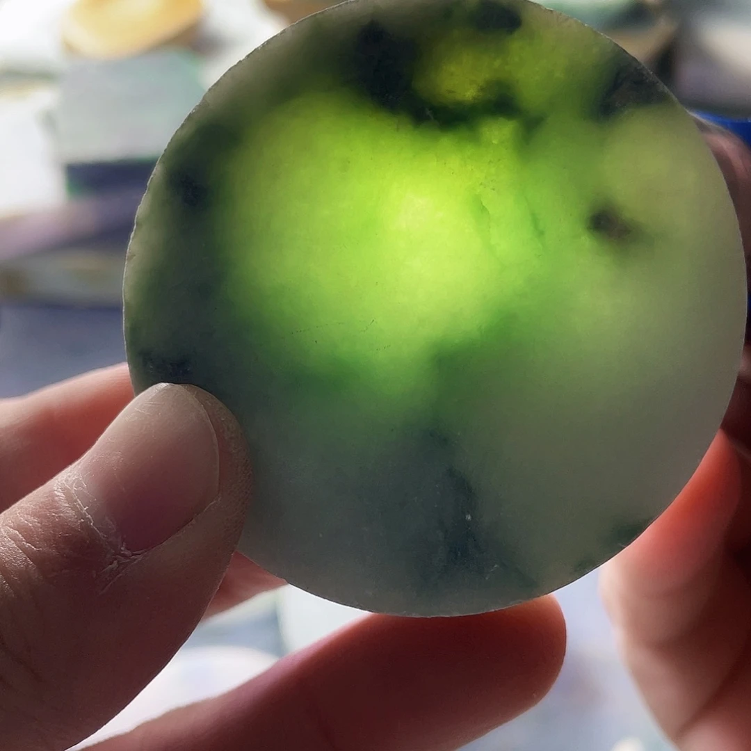 翡翠颈饰未镶嵌毛料86