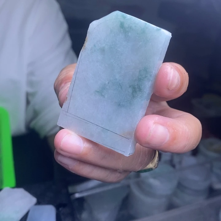 定制翡翠未镶嵌