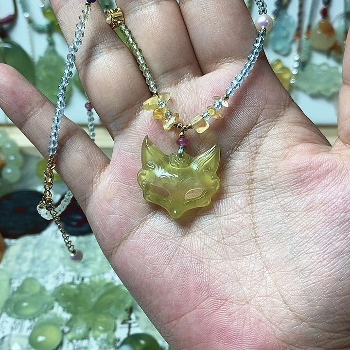 合金蛇纹石玉颈饰