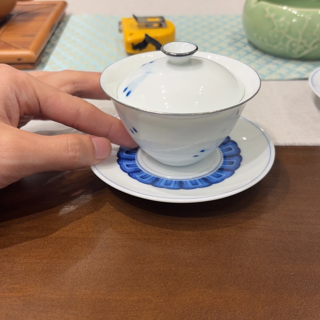 小款青花三才盖碗哈哈哈哈