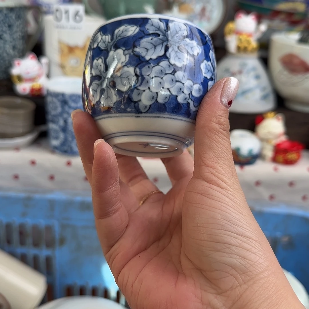 ✿***✿在干嘛啊亲爱哒小女孩