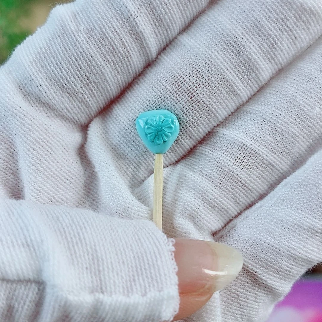 未镶嵌绿松石珠宝奇石