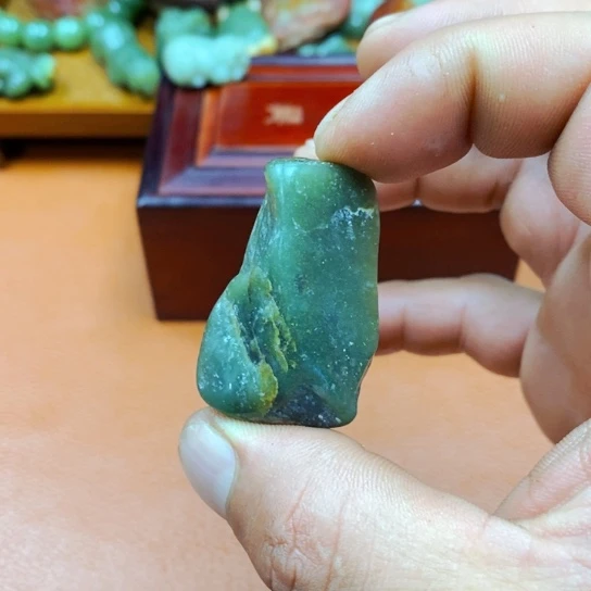 未镶嵌和田玉珠宝奇石