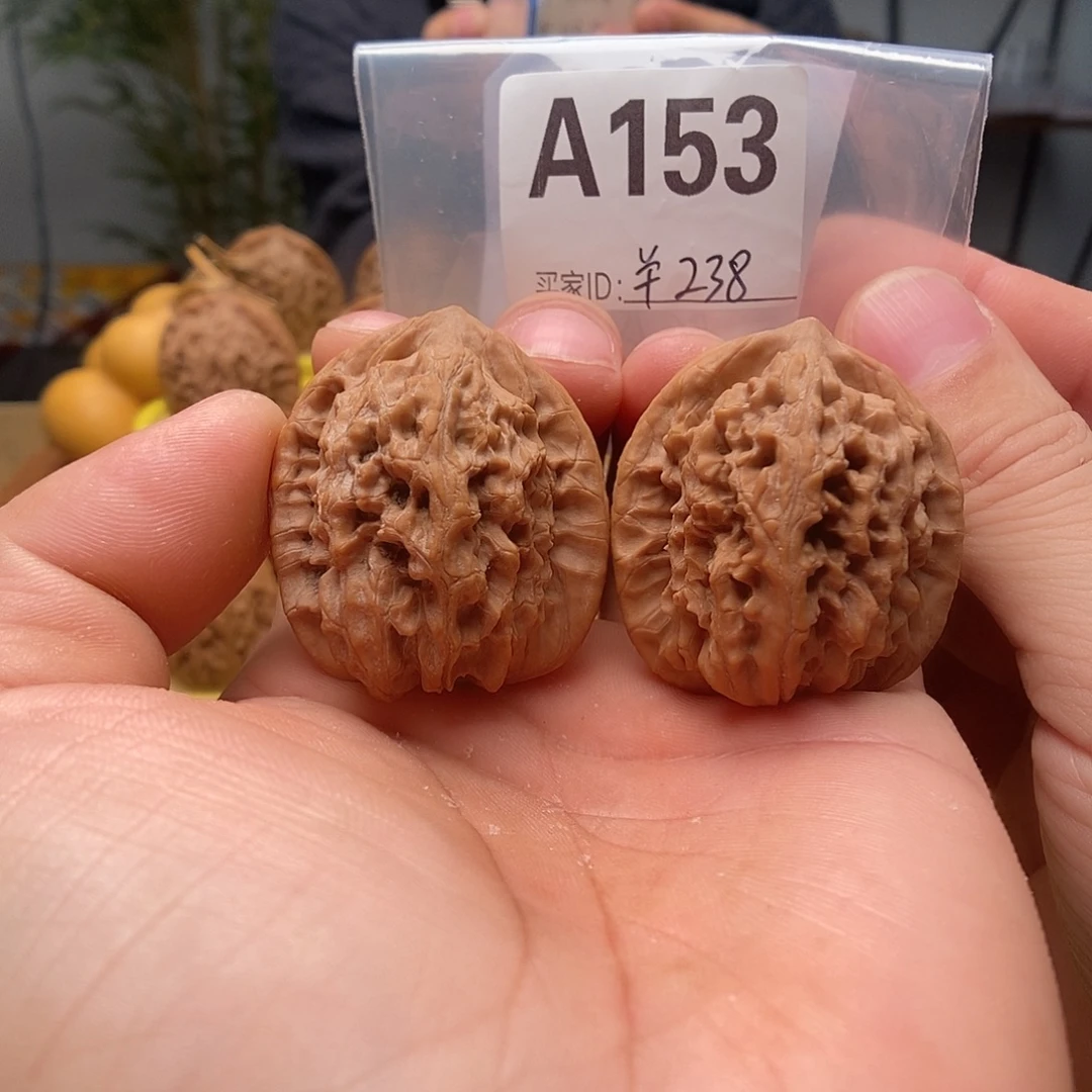 文玩核桃吊坠马老四37+