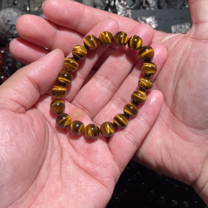 木变石手串未镶嵌万***?