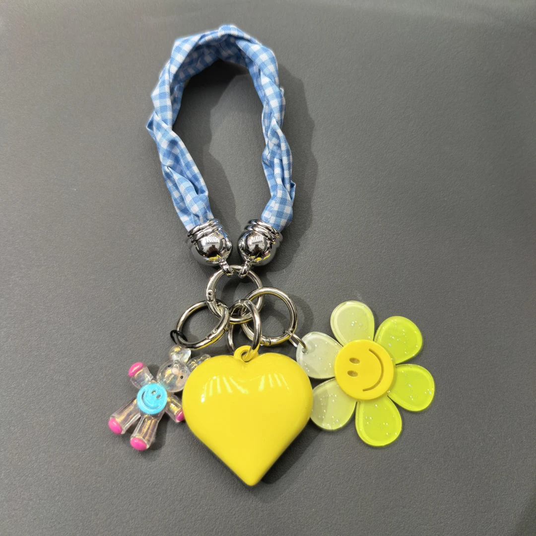 D428黄色爱心太阳花小兔子包挂件