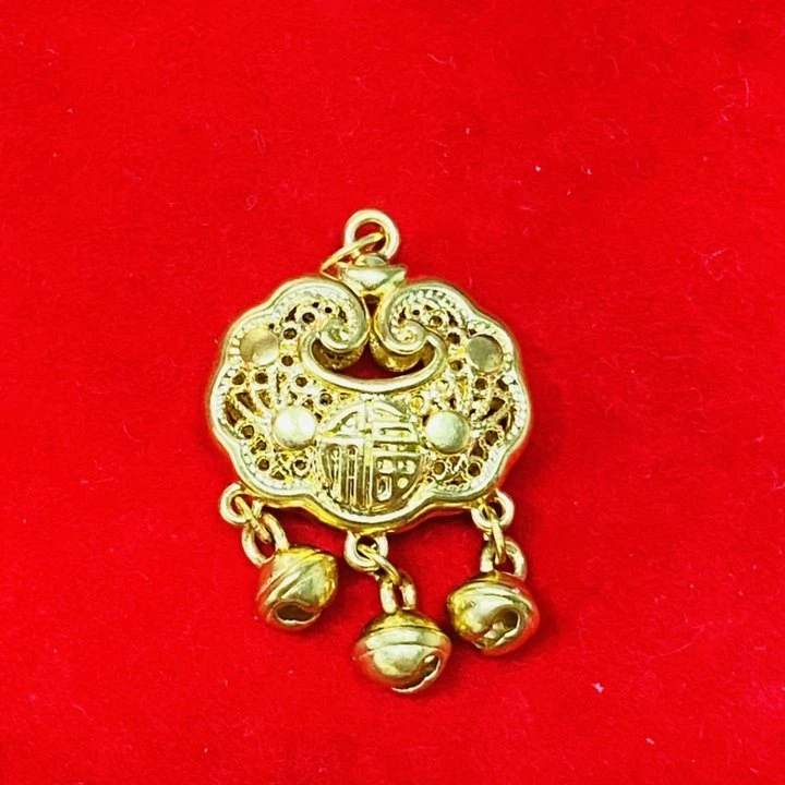 【莹莹专享】足金999投资金 铃铛锁包 0.87 SY