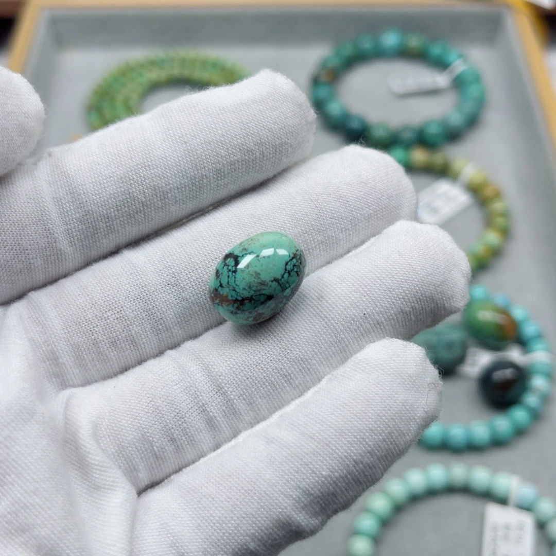 绿松石未镶嵌挂件