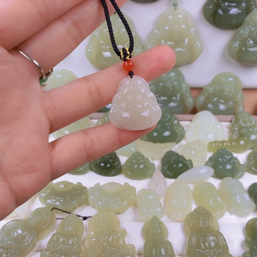 和田玉未镶嵌颈饰25尺寸的