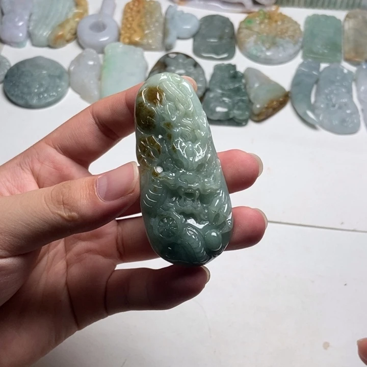 颈饰未镶嵌翡翠龙牌24