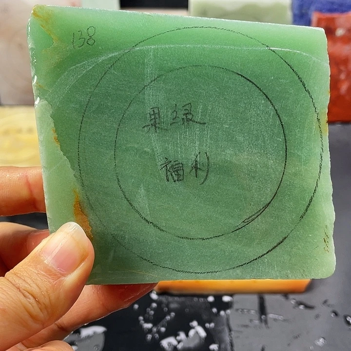 石英质玉未镶嵌手镯定制