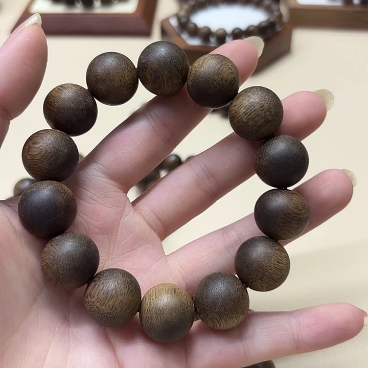 北***刚沉香手串沉香手串16