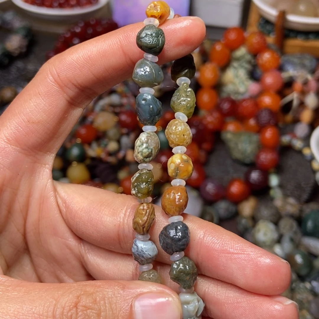 玛瑙/玉髓未镶嵌珠宝半成品吐**！