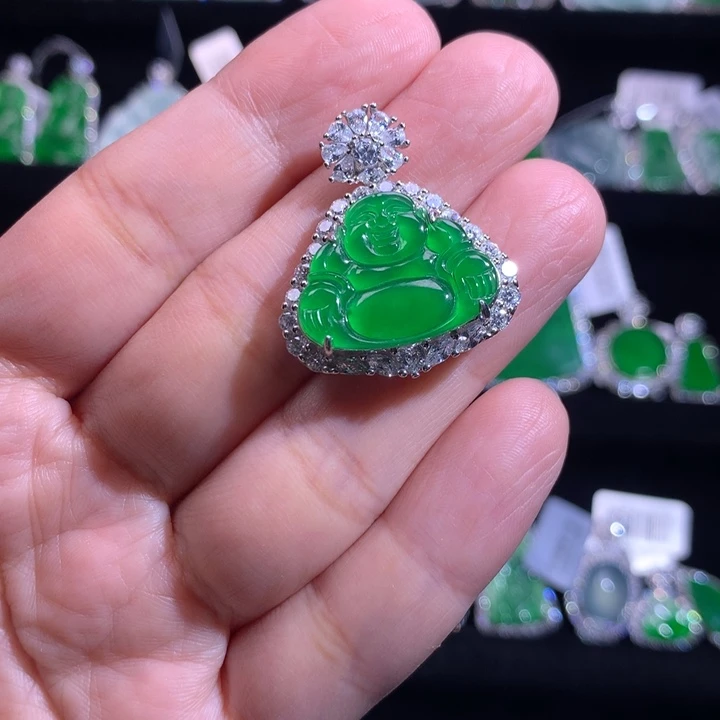 【闪购商品】颈饰银S925镶嵌翡翠