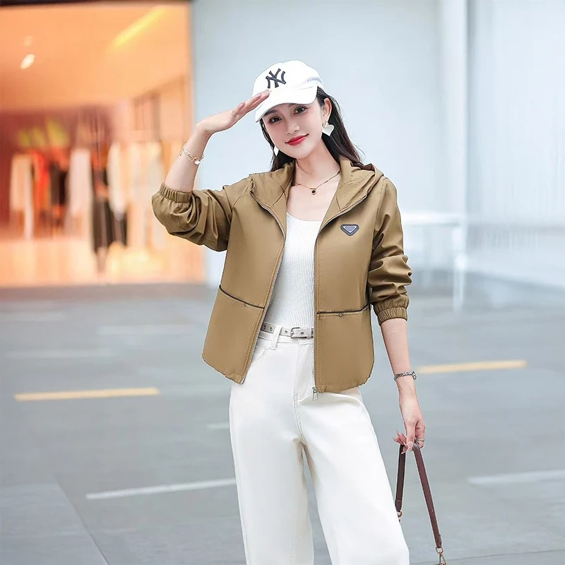 街头短外套2025新款秋冬中年休闲拉链夹克减龄百搭短款妈妈装上衣