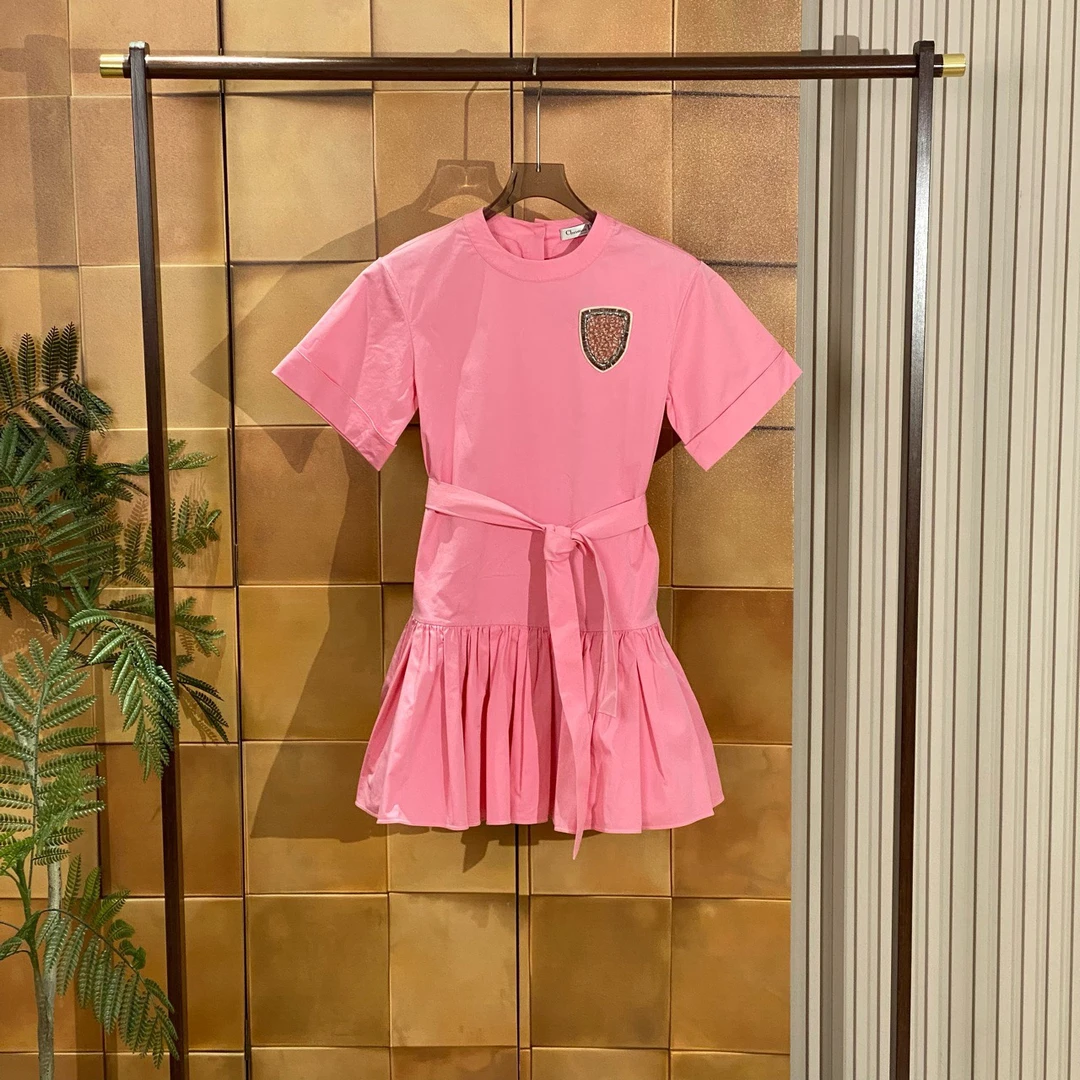 99新 DIOR/迪奥 秀款粉色串珠徽章百褶连衣裙/34码/99新/28963