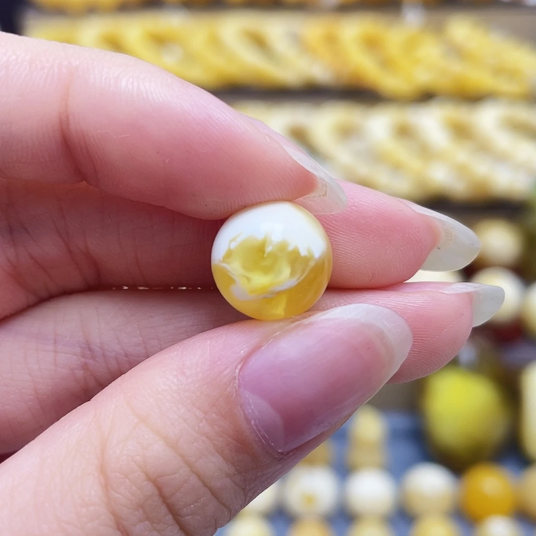 未镶嵌琥珀裸石12mm金瓷白溶洞圆珠