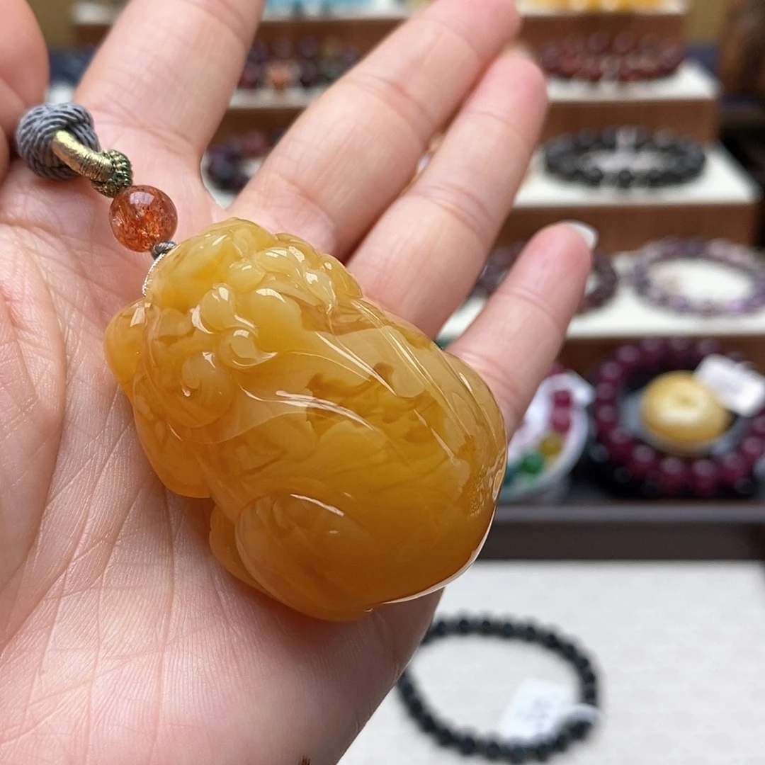 蜜蜡吊坠(赠链)未镶嵌k**g
