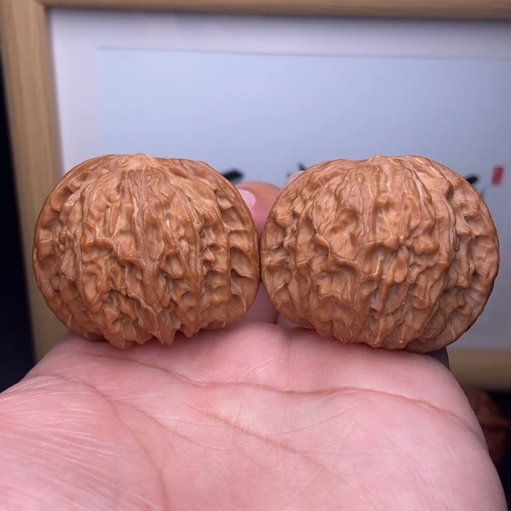 核桃全品磨盘狮子头