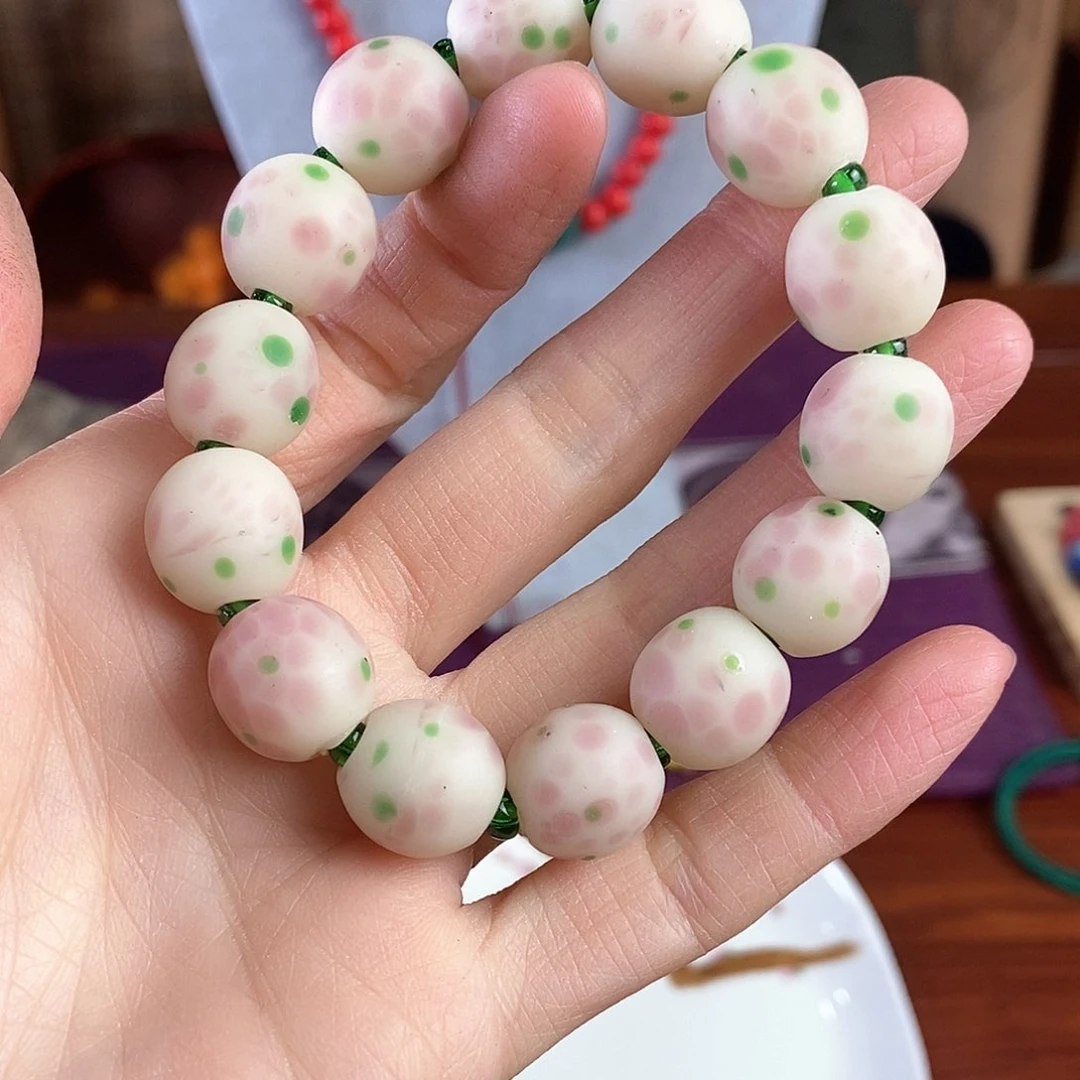 玻璃颈饰377798080900000