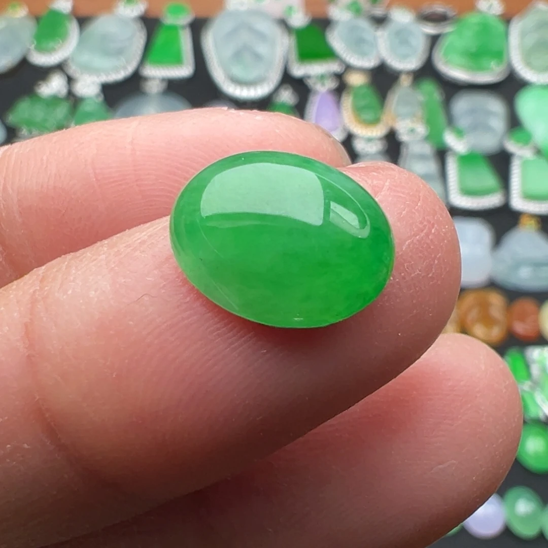 翡翠颈饰未镶嵌蛋11.8