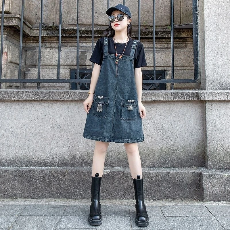 2025年夏季新款洋气减龄显瘦女简约宽松休闲连衣裙薄款牛仔背带裙
