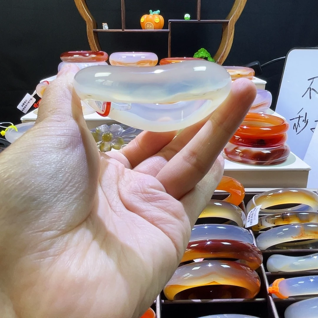 玛瑙/玉髓未镶嵌手镯