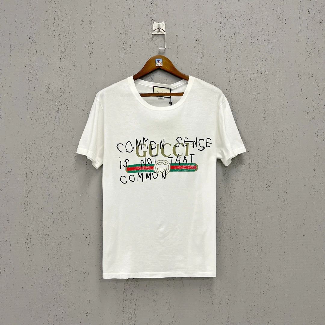 99新 GUCCI/古驰 gucci白色涂鸦腰带印花领口破坏短袖m码