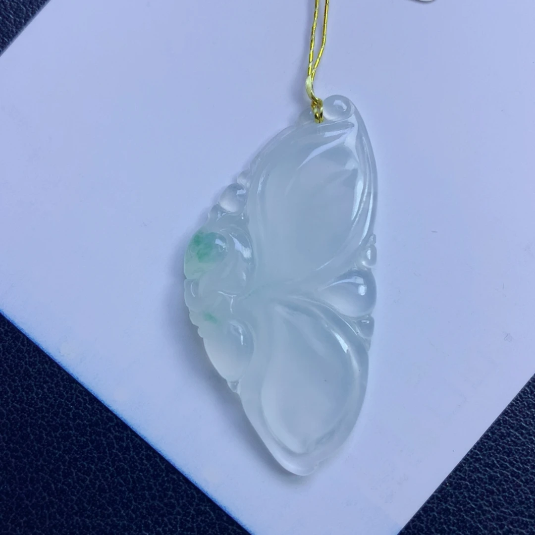 颈饰未镶嵌翡翠蝴蝶