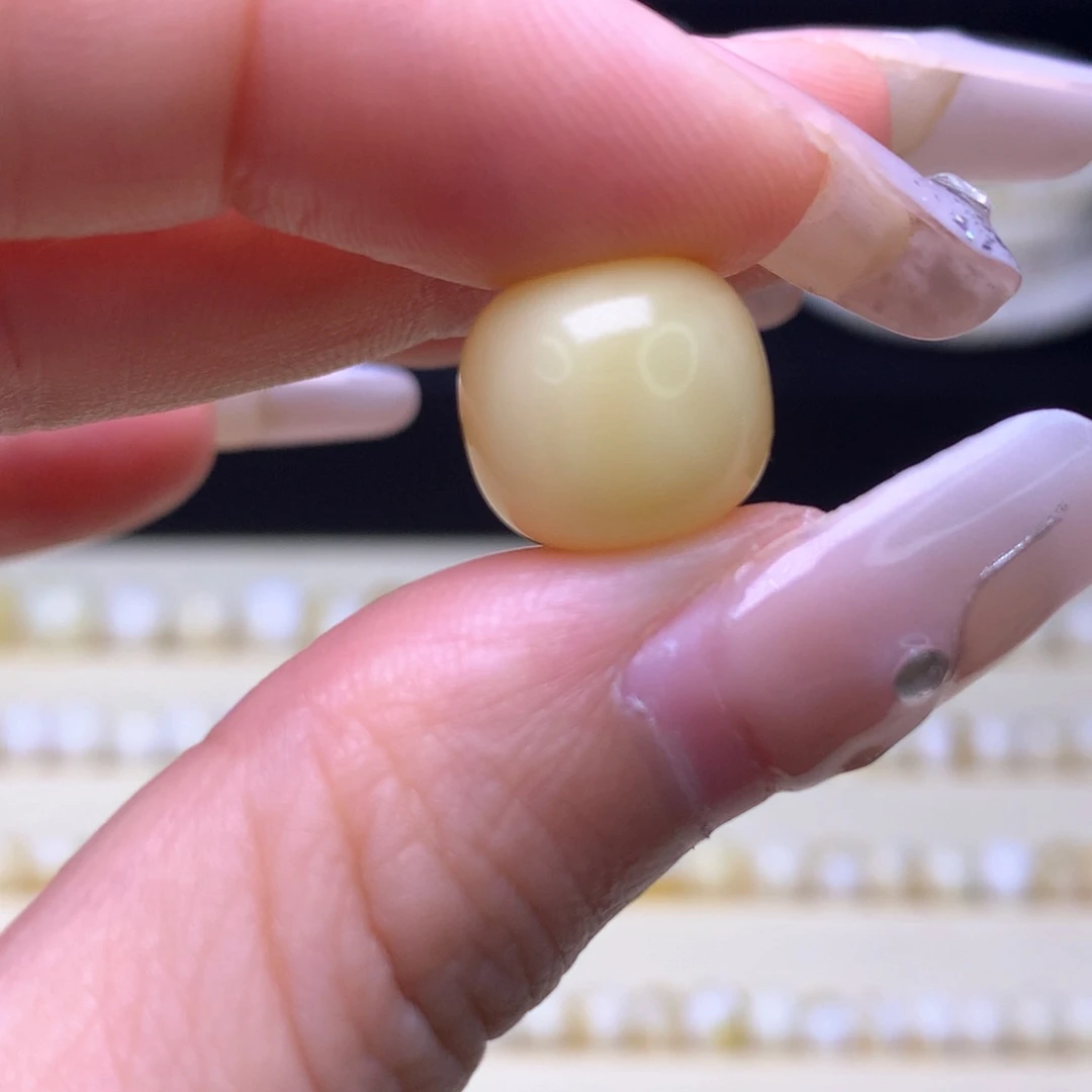 琥珀裸石未镶嵌12毫米