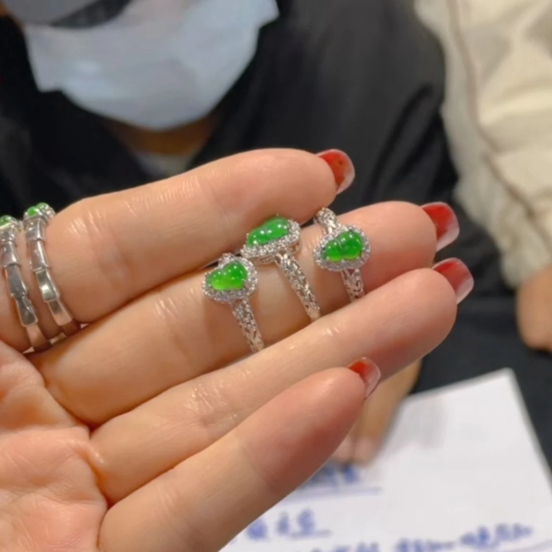 天然A货翡翠假一罚四（多样性发货拍一件发件）