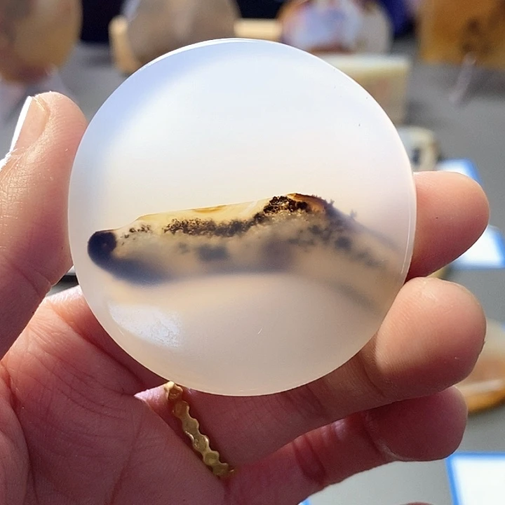 玛瑙/玉髓未镶嵌珠宝半成品