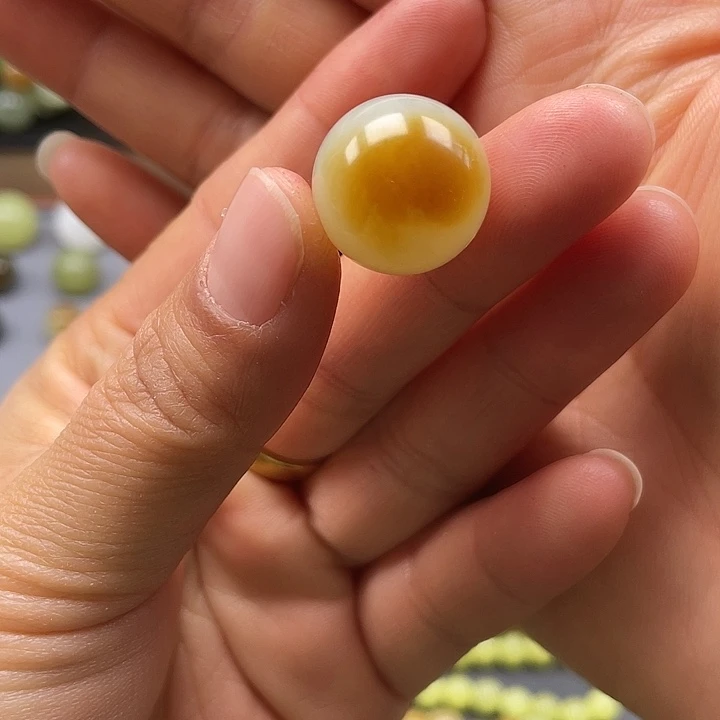 和田玉（糖玉）未镶嵌手链