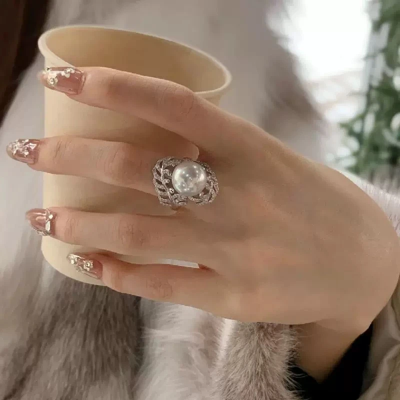 2045设计师羽毛戒指