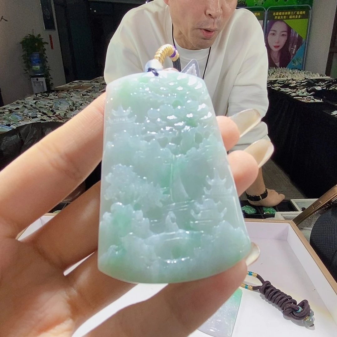 颈饰未镶嵌翡翠翡翠