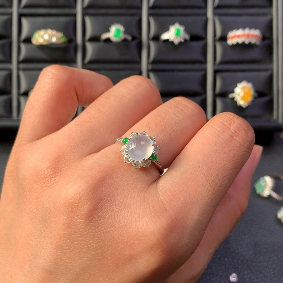 亚***儿翡翠银S925镶嵌戒指