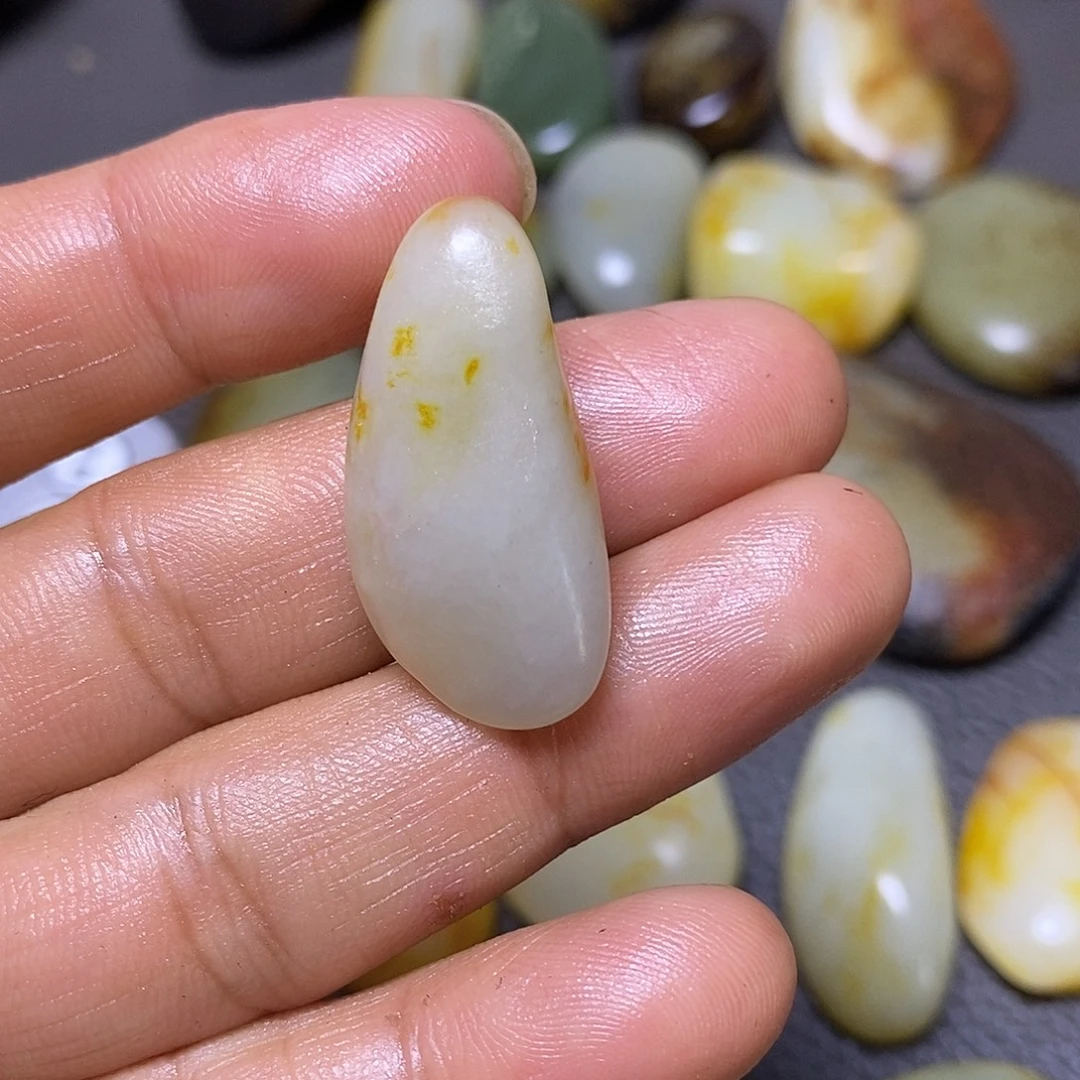 未镶嵌和田玉挂件
