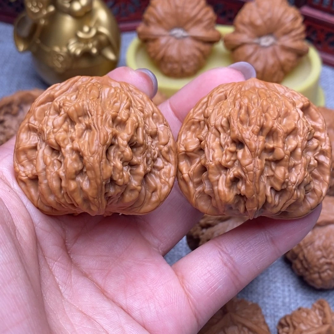文玩核桃把件毕业粗筋虎45全品重51克