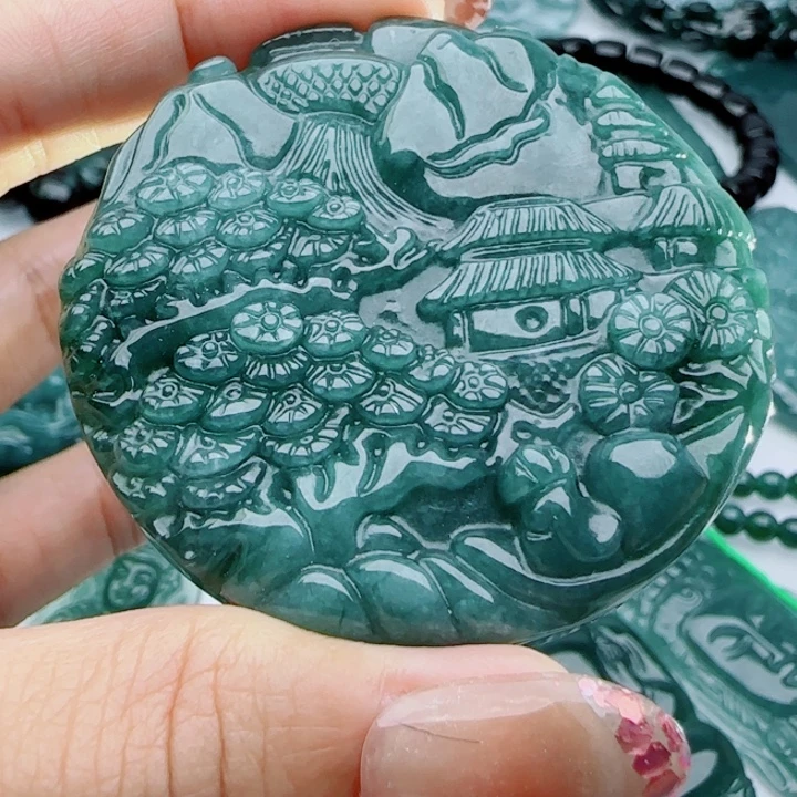 翡翠未镶嵌颈饰多样性发货天然A货翡翠