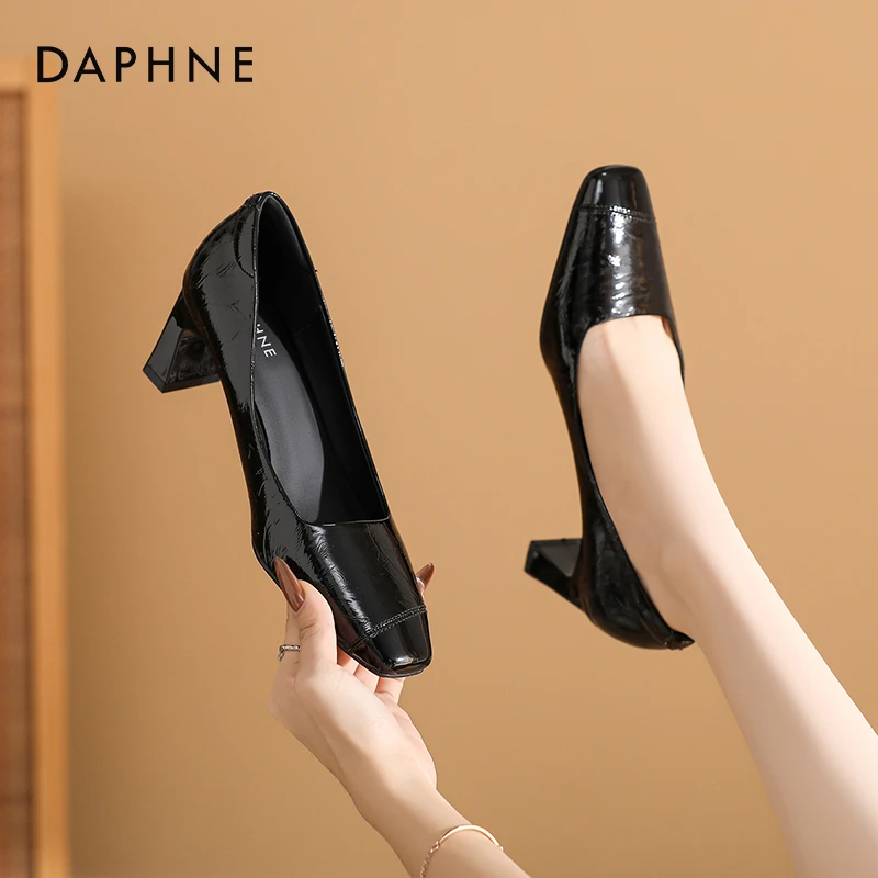 达芙妮2025新款方头方根高跟鞋女夏季皮鞋时尚百搭工作粗跟职业鞋