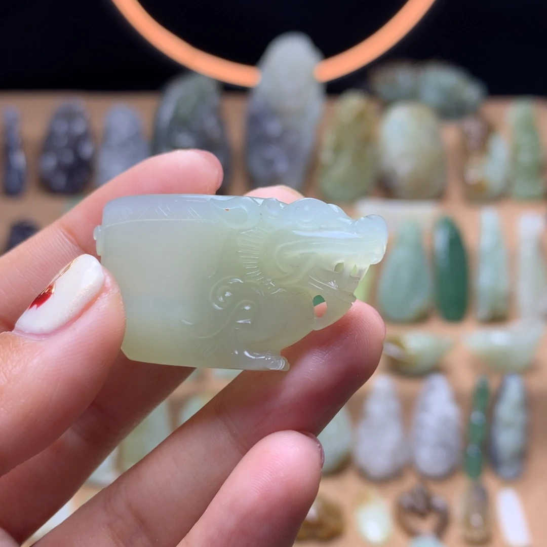 和田玉挂件未镶嵌