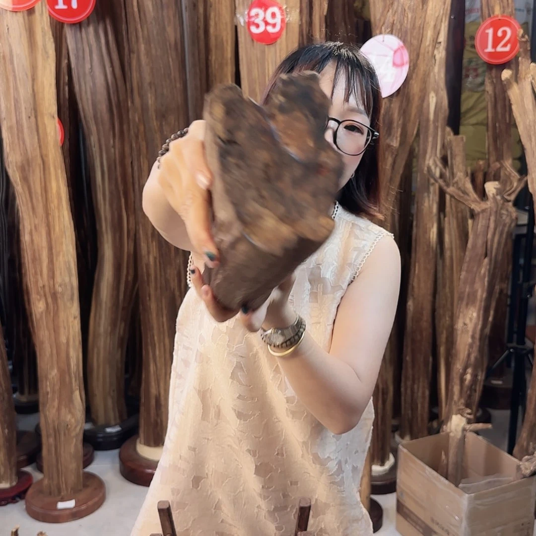 沉香碎屑沉香沉香多样性发一件67